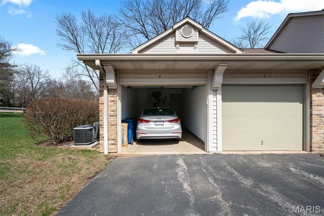 705 Lofty Point Drive A, Ballwin, MO 63021