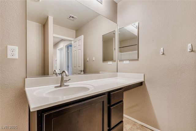 10120 Iron Wood Peak Avenue, Las Vegas, NV 89166