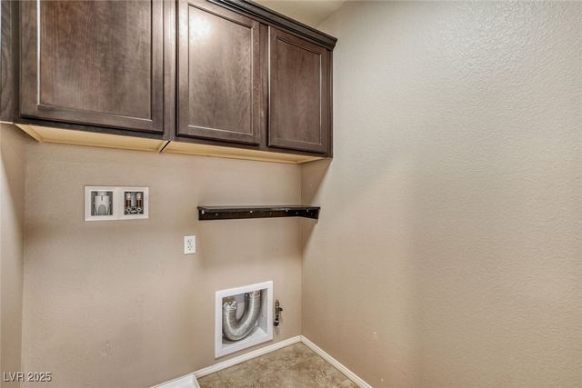 10120 Iron Wood Peak Avenue, Las Vegas, NV 89166