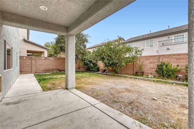 10120 Iron Wood Peak Avenue, Las Vegas, NV 89166
