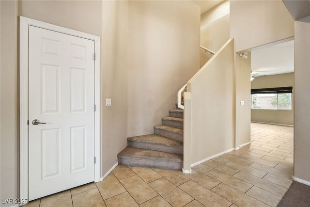 10120 Iron Wood Peak Avenue, Las Vegas, NV 89166