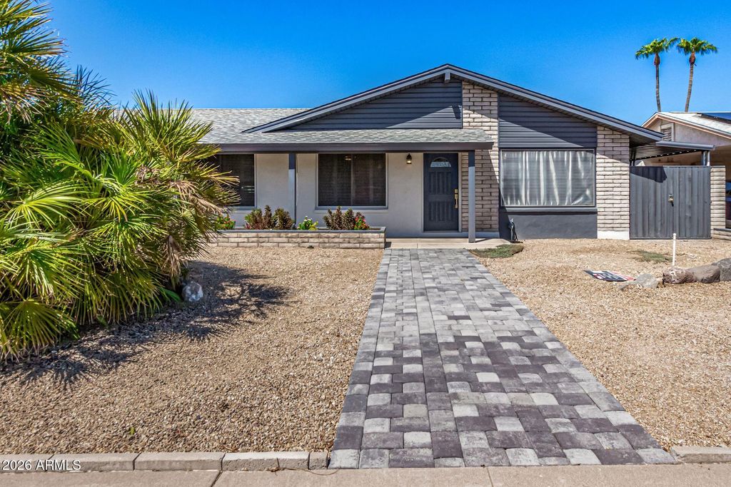 3756 E ACOMA Drive, Phoenix, AZ 85032 — photo 2