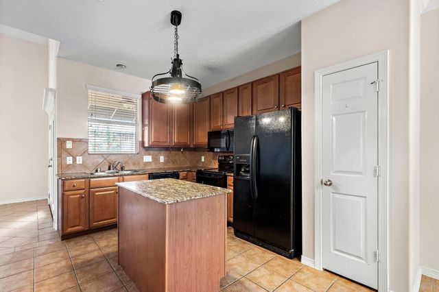 816 Sterling Creek Circle, Katy, TX 77450