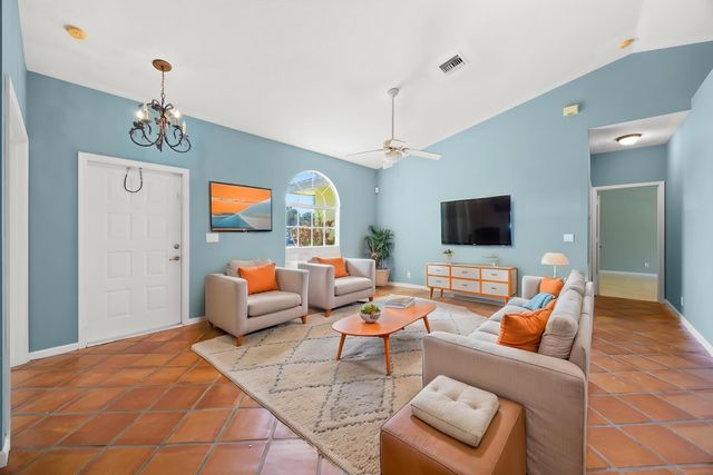 105 Monterey Way, Royal Palm Beach, FL 33411