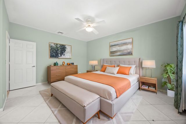 105 Monterey Way, Royal Palm Beach, FL 33411