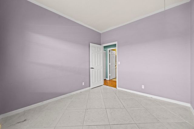105 Monterey Way, Royal Palm Beach, FL 33411