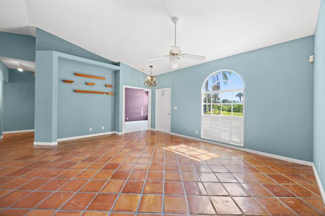 105 Monterey Way, Royal Palm Beach, FL 33411