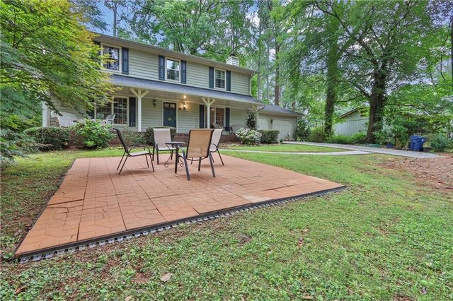 5281 Enchanted Cove SW, Lilburn, GA 30047