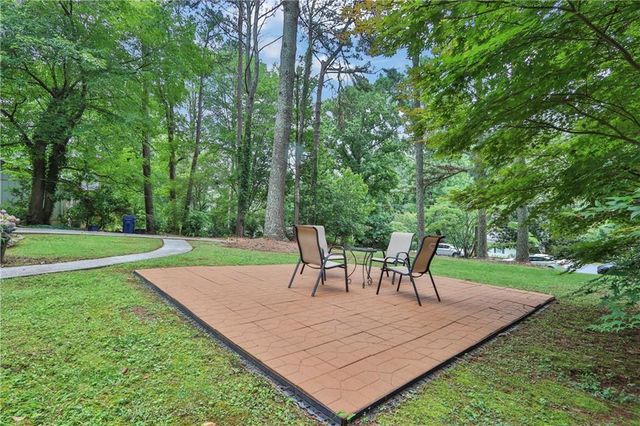 5281 Enchanted Cove SW, Lilburn, GA 30047