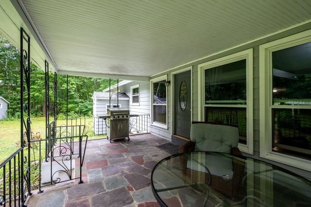 143 Long Hill Road, Dover, NH 03820