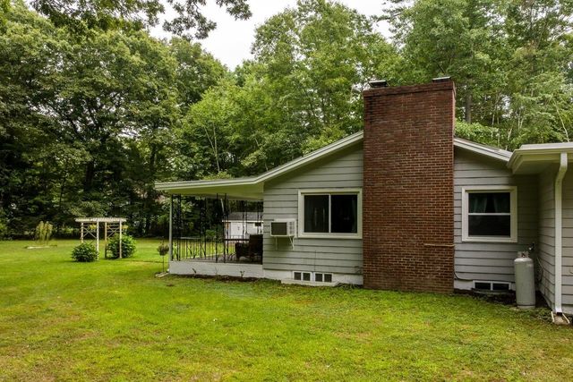 143 Long Hill Road, Dover, NH 03820
