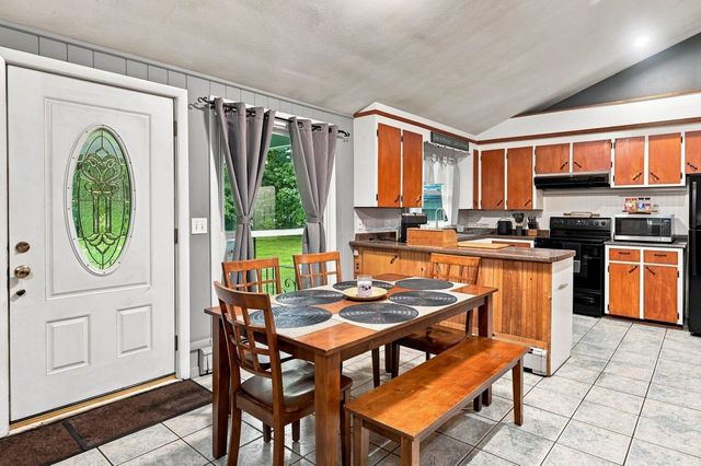 143 Long Hill Road, Dover, NH 03820