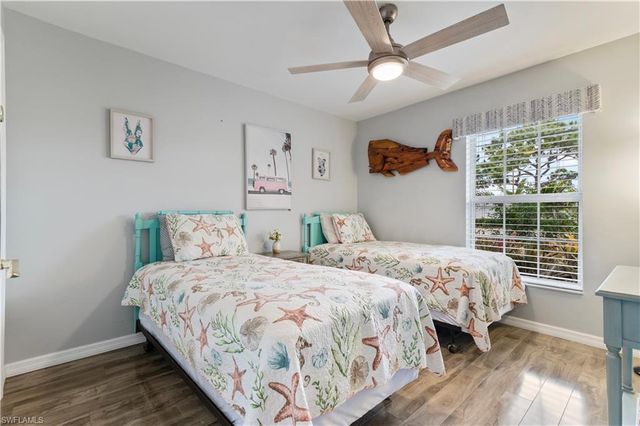 152 Nicholas PKWY E, Cape Coral, FL 33990