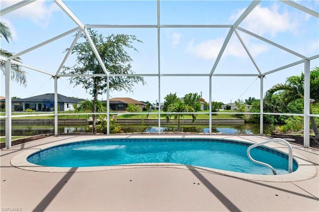 152 Nicholas PKWY E, Cape Coral, FL 33990