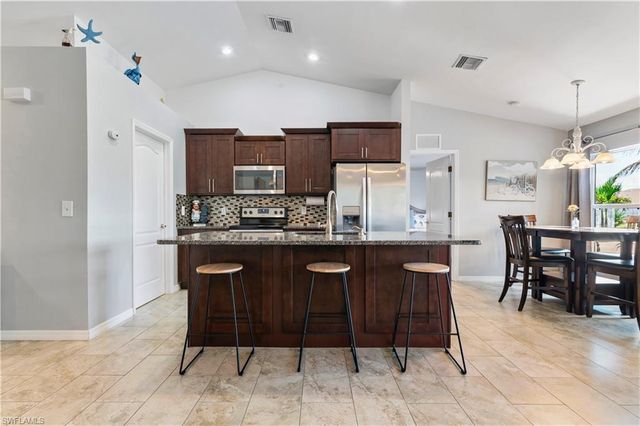 152 Nicholas PKWY E, Cape Coral, FL 33990