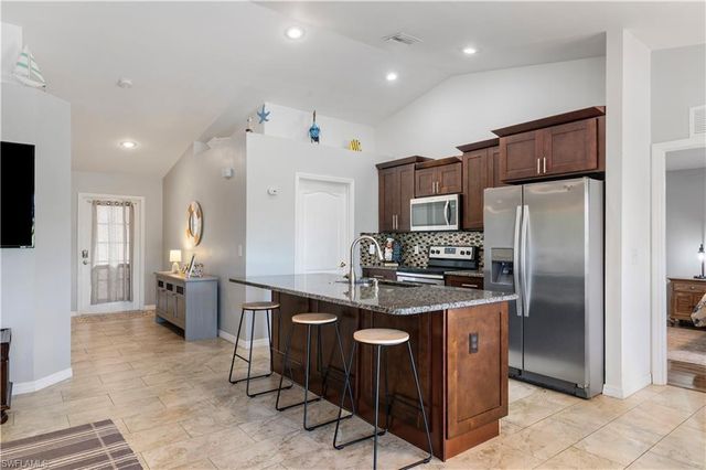 152 Nicholas PKWY E, Cape Coral, FL 33990
