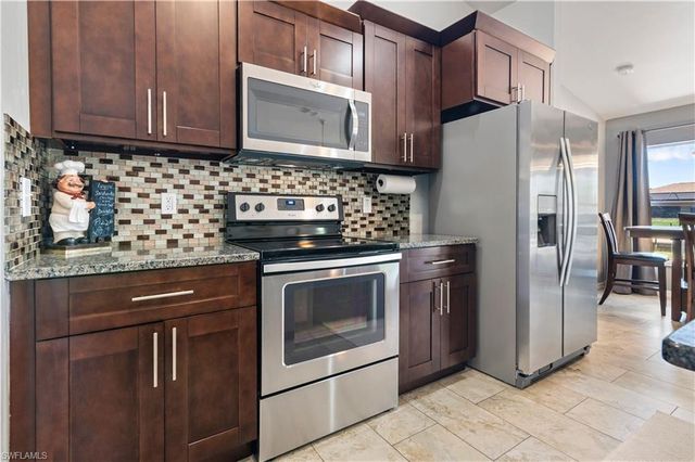 152 Nicholas PKWY E, Cape Coral, FL 33990