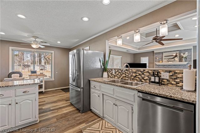 9813 Shadow Branch Lane, Fort Smith, AR 72903