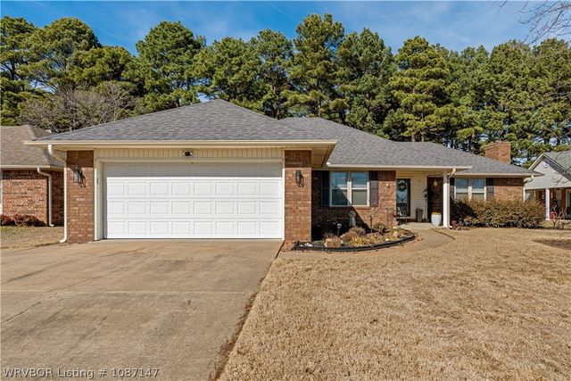 9813 Shadow Branch Lane, Fort Smith, AR 72903