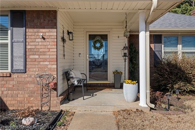 9813 Shadow Branch Lane, Fort Smith, AR 72903