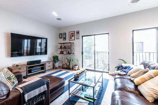 4104 Spencer Street B, Houston, TX 77007