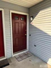 222 Bexley Lane, Piscataway, NJ 08854