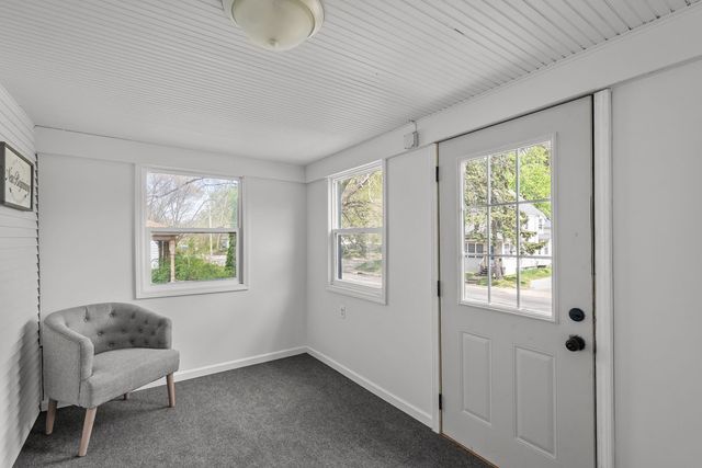 1410 25th Street, Rock Island, IL 61201