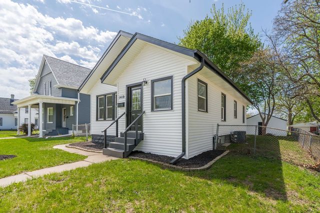 1410 25th Street, Rock Island, IL 61201