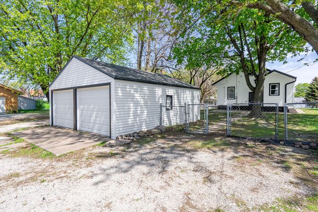 1410 25th Street, Rock Island, IL 61201