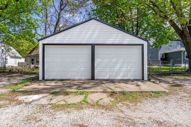 1410 25th Street, Rock Island, IL 61201