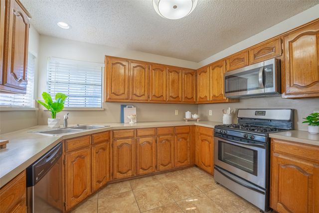 410 W Oak Street, Wylie, TX 75098