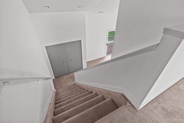 7147 Elmhurst, West Bloomfield Charter Township, MI 48322