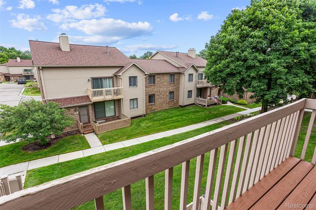 7147 Elmhurst, West Bloomfield Charter Township, MI 48322