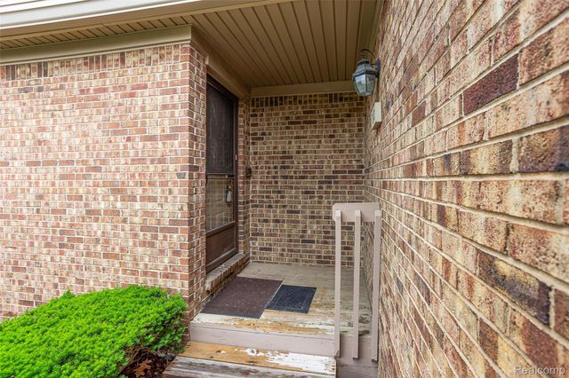 7147 Elmhurst, West Bloomfield Charter Township, MI 48322