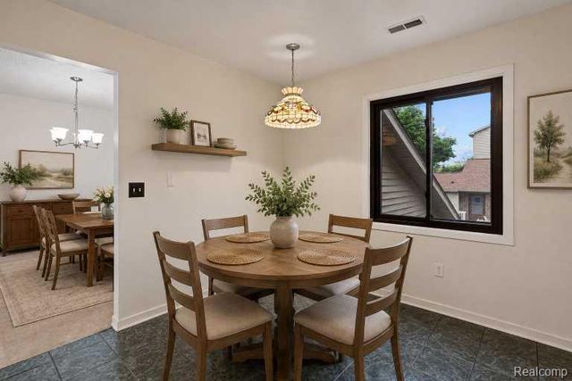 7147 Elmhurst, West Bloomfield Charter Township, MI 48322