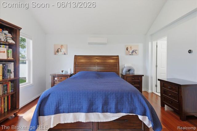 261 Reymont Road, Waterford, MI 48327