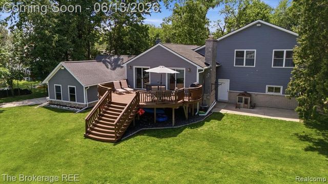 261 Reymont Road, Waterford, MI 48327