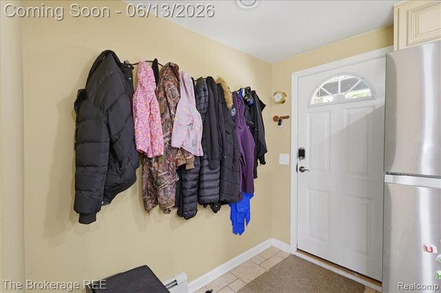 261 Reymont Road, Waterford, MI 48327