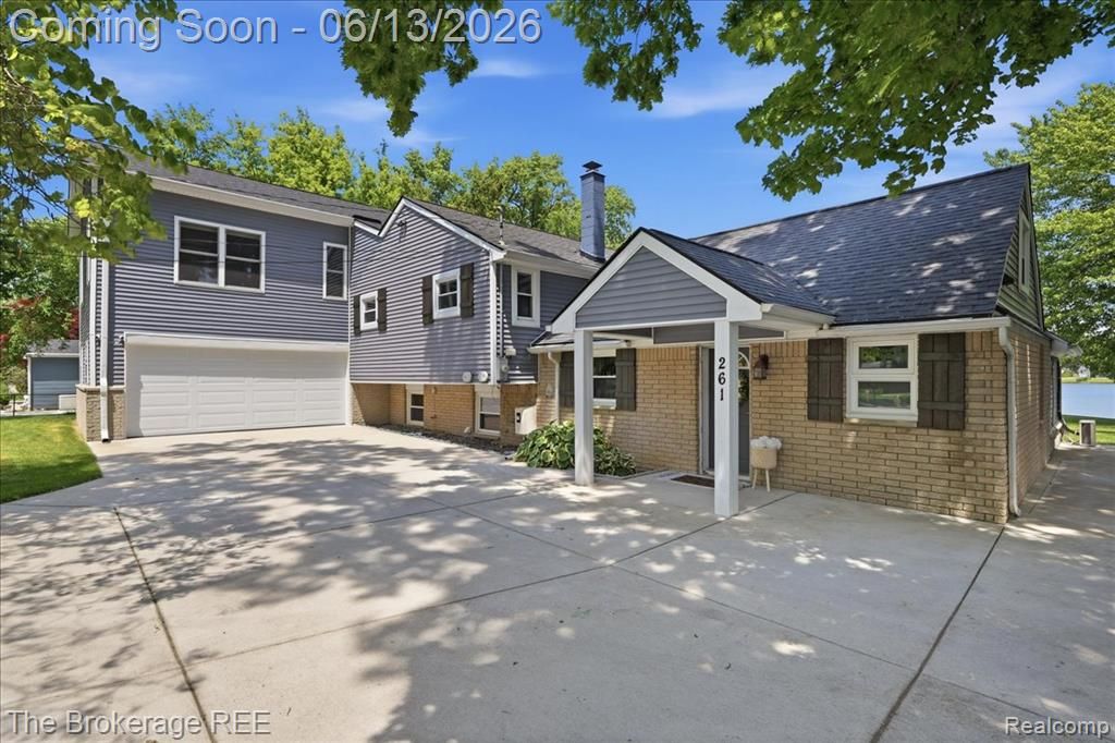 261 Reymont Road, Waterford, MI 48327