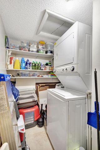 154 Lake Meryl Drive Unit 255, West Palm Beach, FL 33411