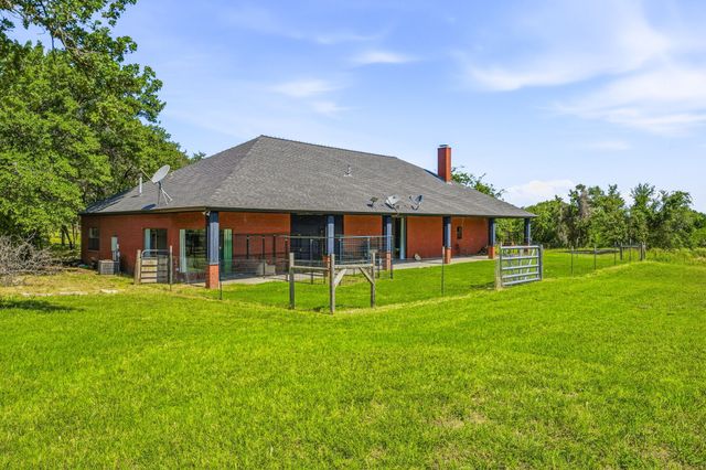 1015 County Road 134, Stephenville, TX 76401