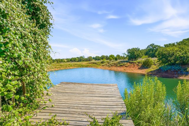 1015 County Road 134, Stephenville, TX 76401
