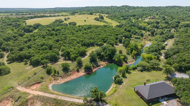 1015 County Road 134, Stephenville, TX 76401