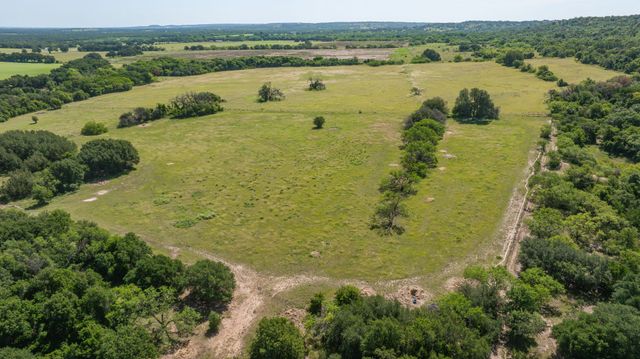 1015 County Road 134, Stephenville, TX 76401