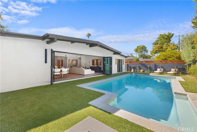 5900 Ostrom, Encino, CA 91316