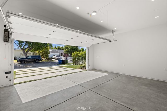 5900 Ostrom, Encino, CA 91316