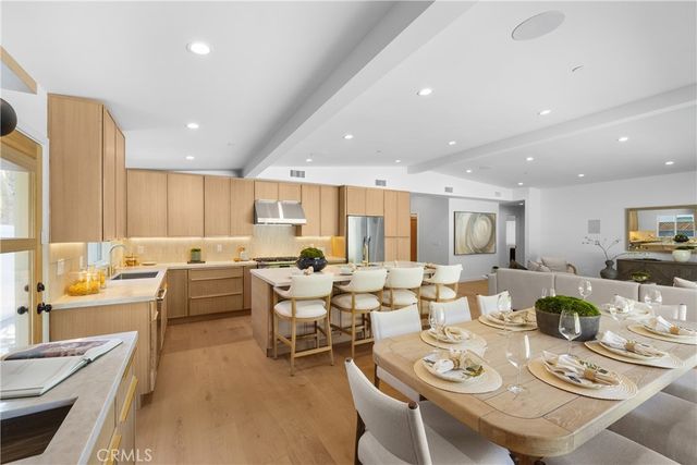 5900 Ostrom, Encino, CA 91316