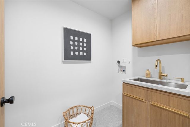 5900 Ostrom, Encino, CA 91316
