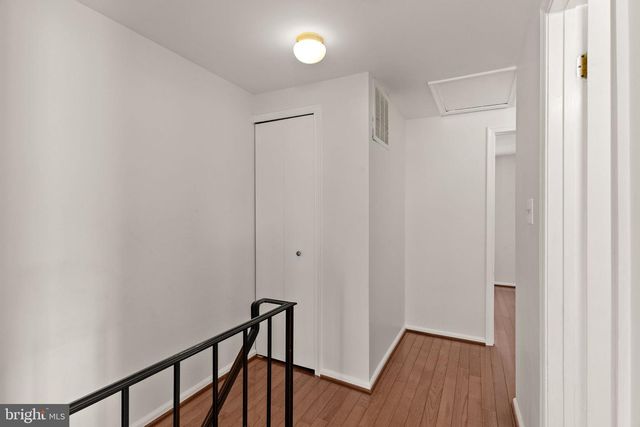 14428 BLACK HORSE CT, Centreville, VA 20120