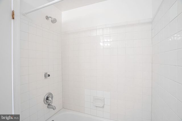 14428 BLACK HORSE CT, Centreville, VA 20120